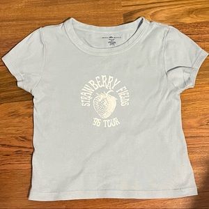 SOLD / Brandy Melville Strawberry Fields short sleeve + FREE Brandy stickers!!